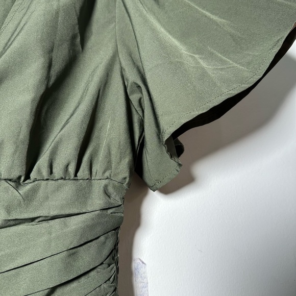 Olive Army Green V-Neck Flutter‎ Sleeve Ruched Waist A-Line Mini Dress small - Picture 8 of 15
